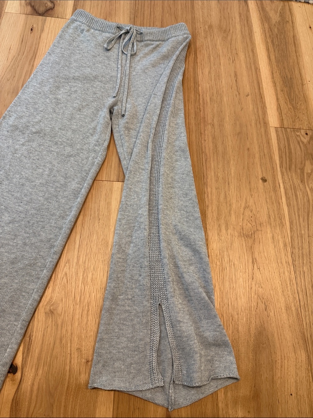 Mod Ref Gray Knit Set - Picture 7 of 9